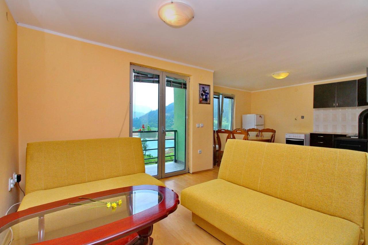 Tara Lake Apartments Jevtici Eksteriør billede